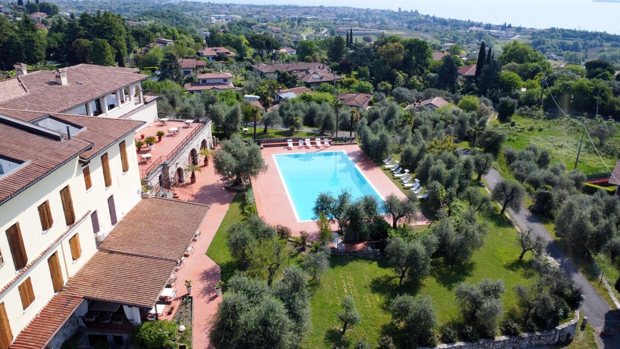 San Rocco Relais Aparthotel Сояно дел Лаго Екстериор снимка