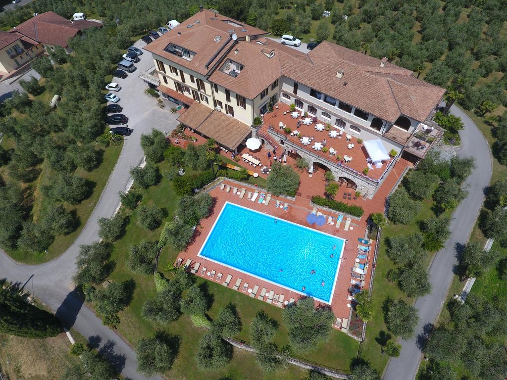 San Rocco Relais Aparthotel Сояно дел Лаго Екстериор снимка